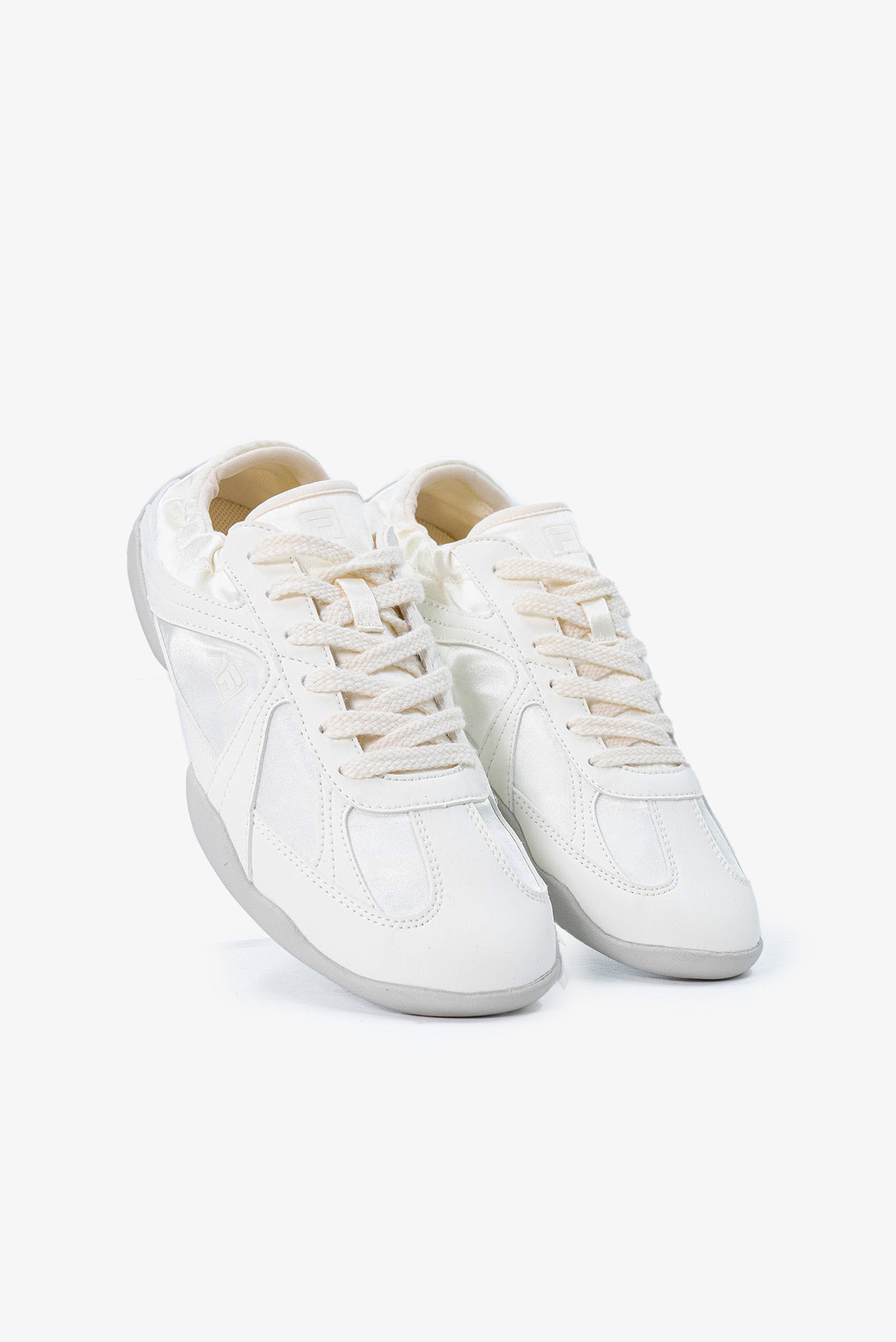 Women’s Glio Sneakers