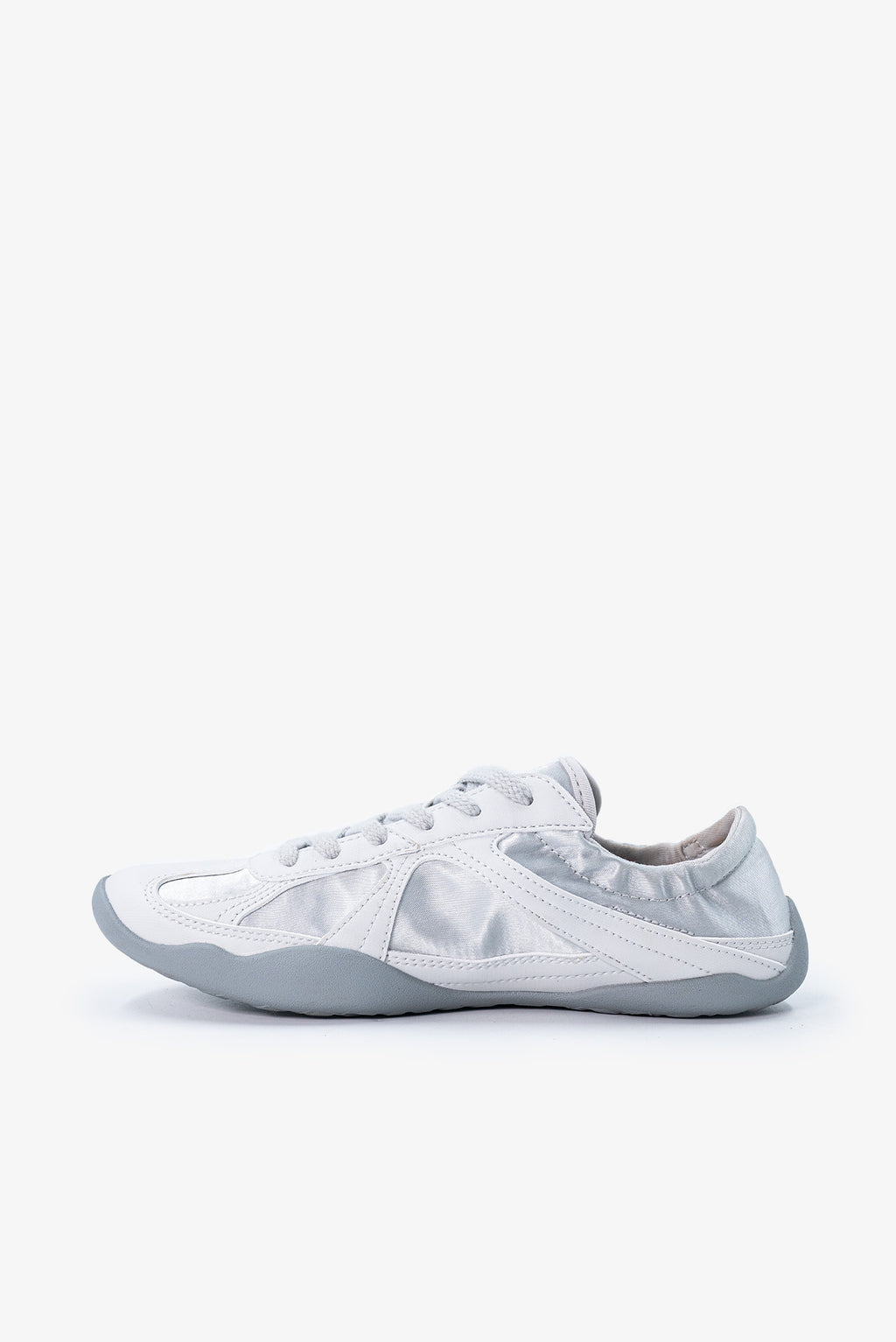 Women’s Glio Sneakers