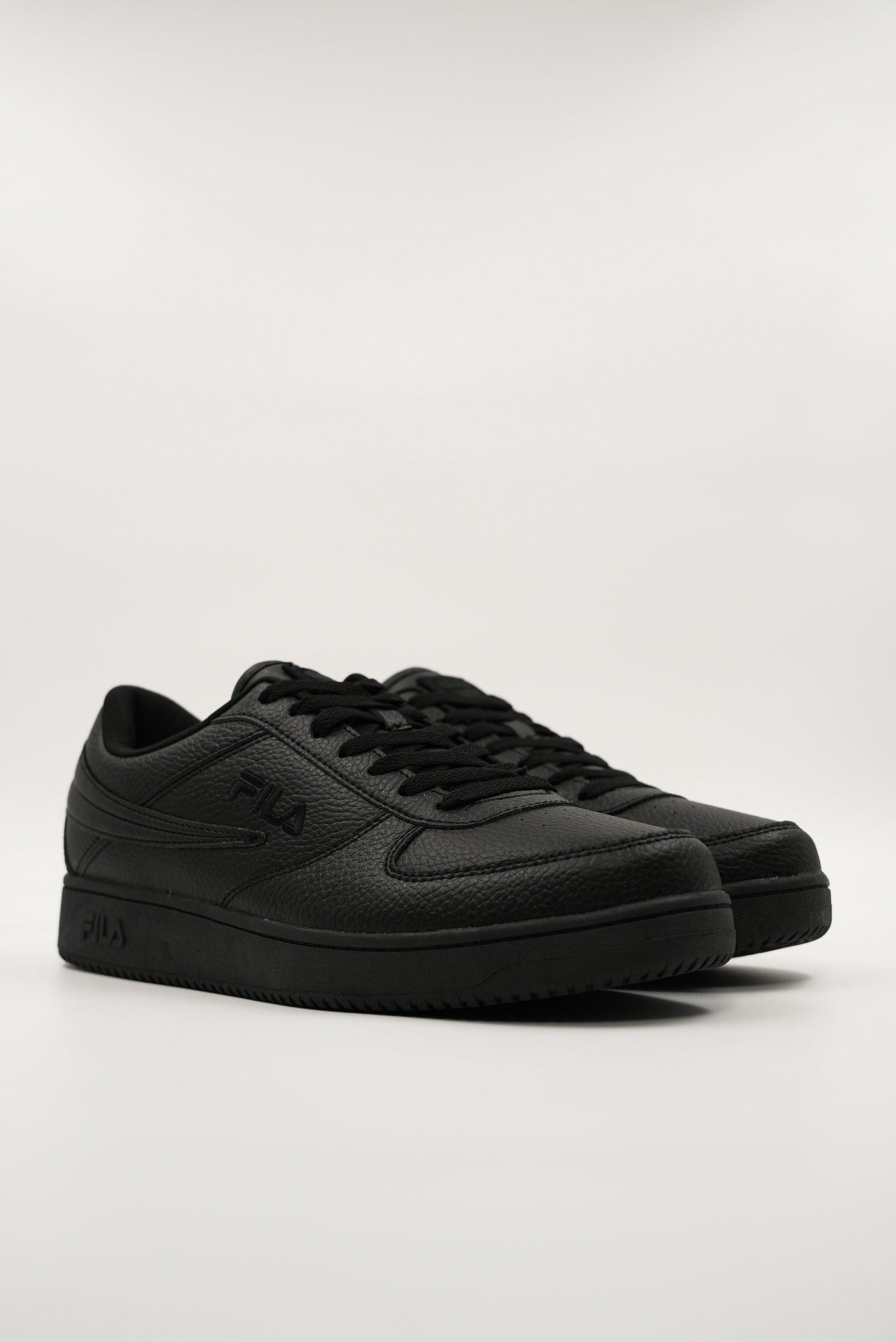 Black low 2025 top filas