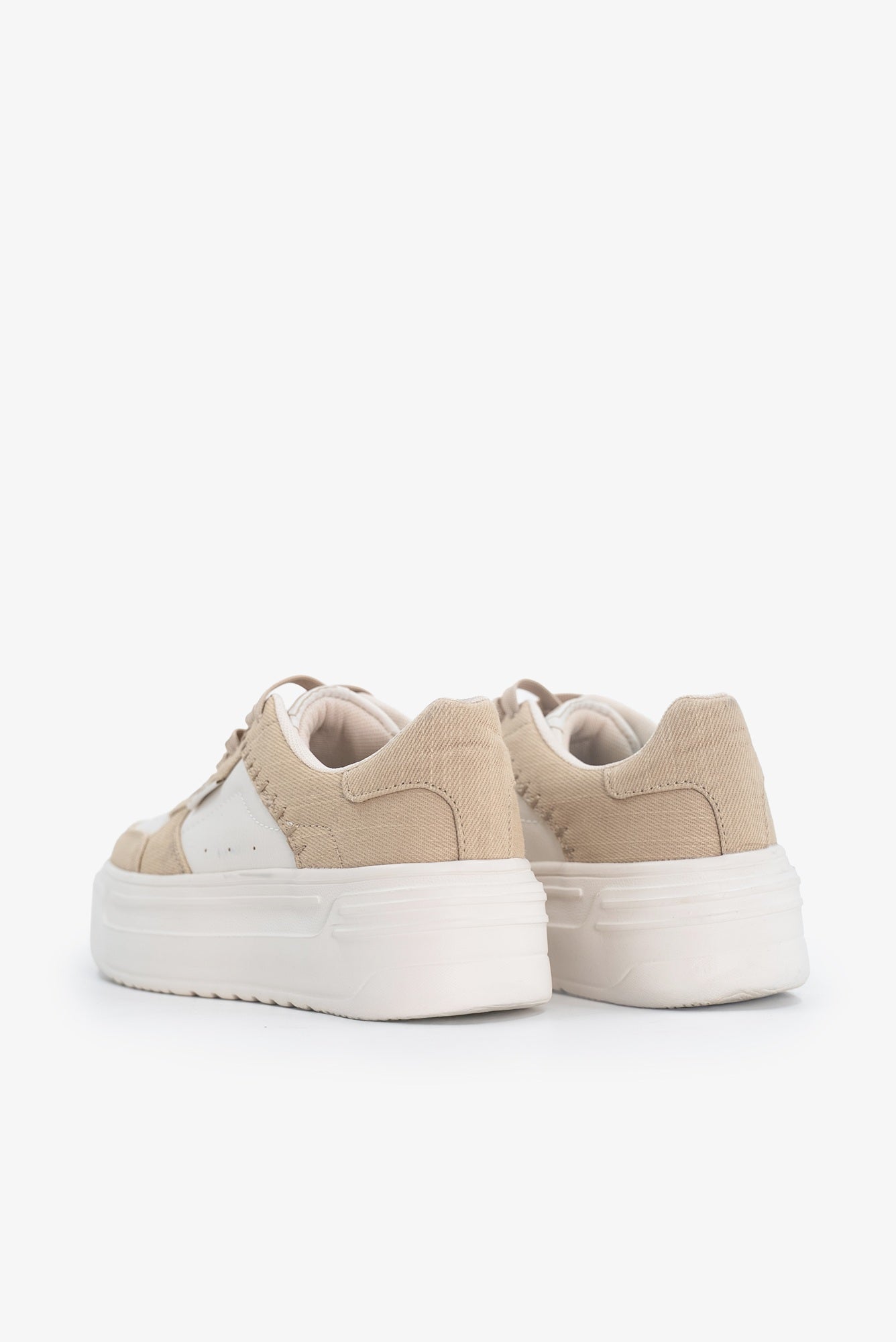 Gardenia/Beige