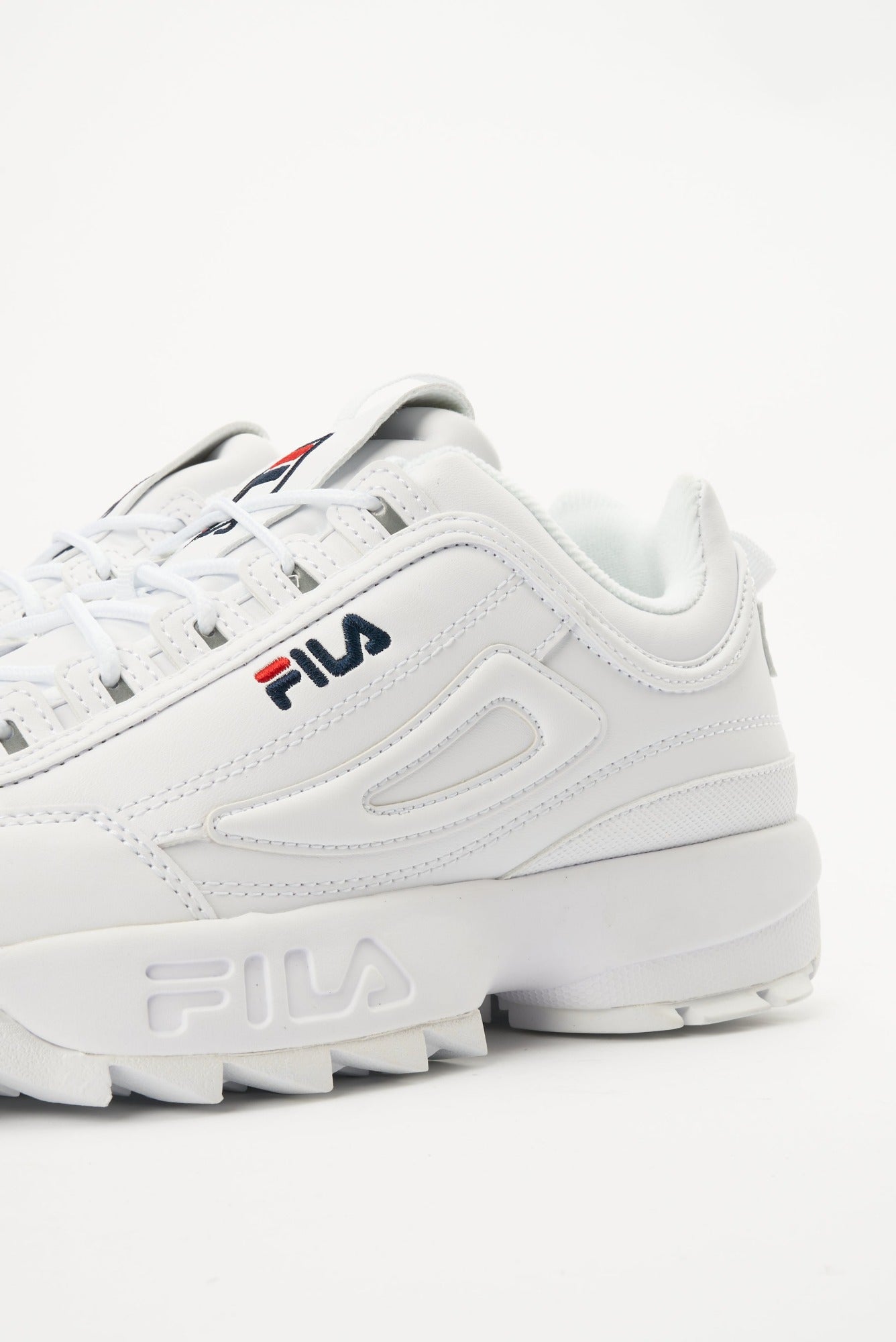 Fila shoes disruptor original price hotsell